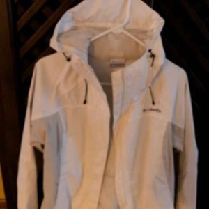 Women's hooded windbreaker jacket size M